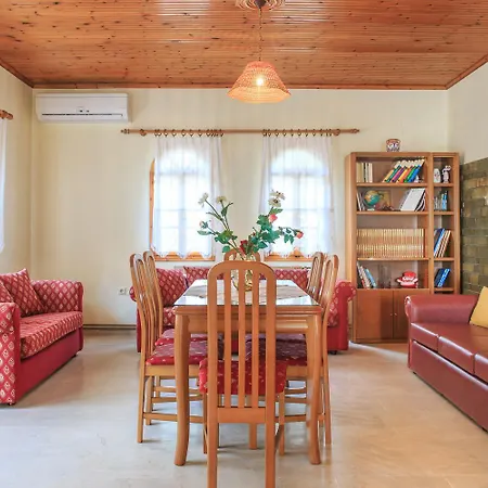 Rosa Semesterbostad Potamia (Thasos)